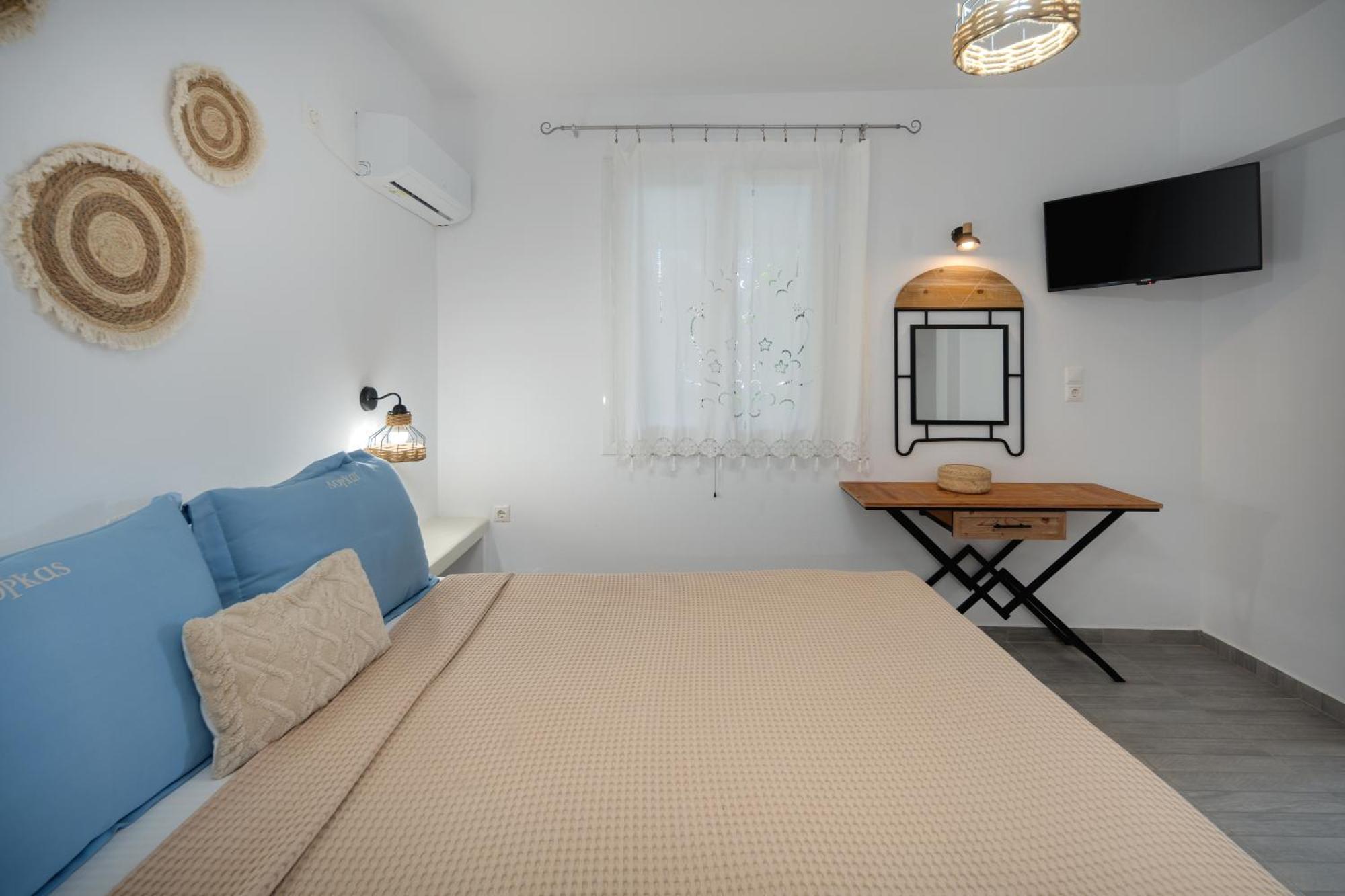 Dorkas Luxury Rooms&Apartments Livadakia 외부 사진